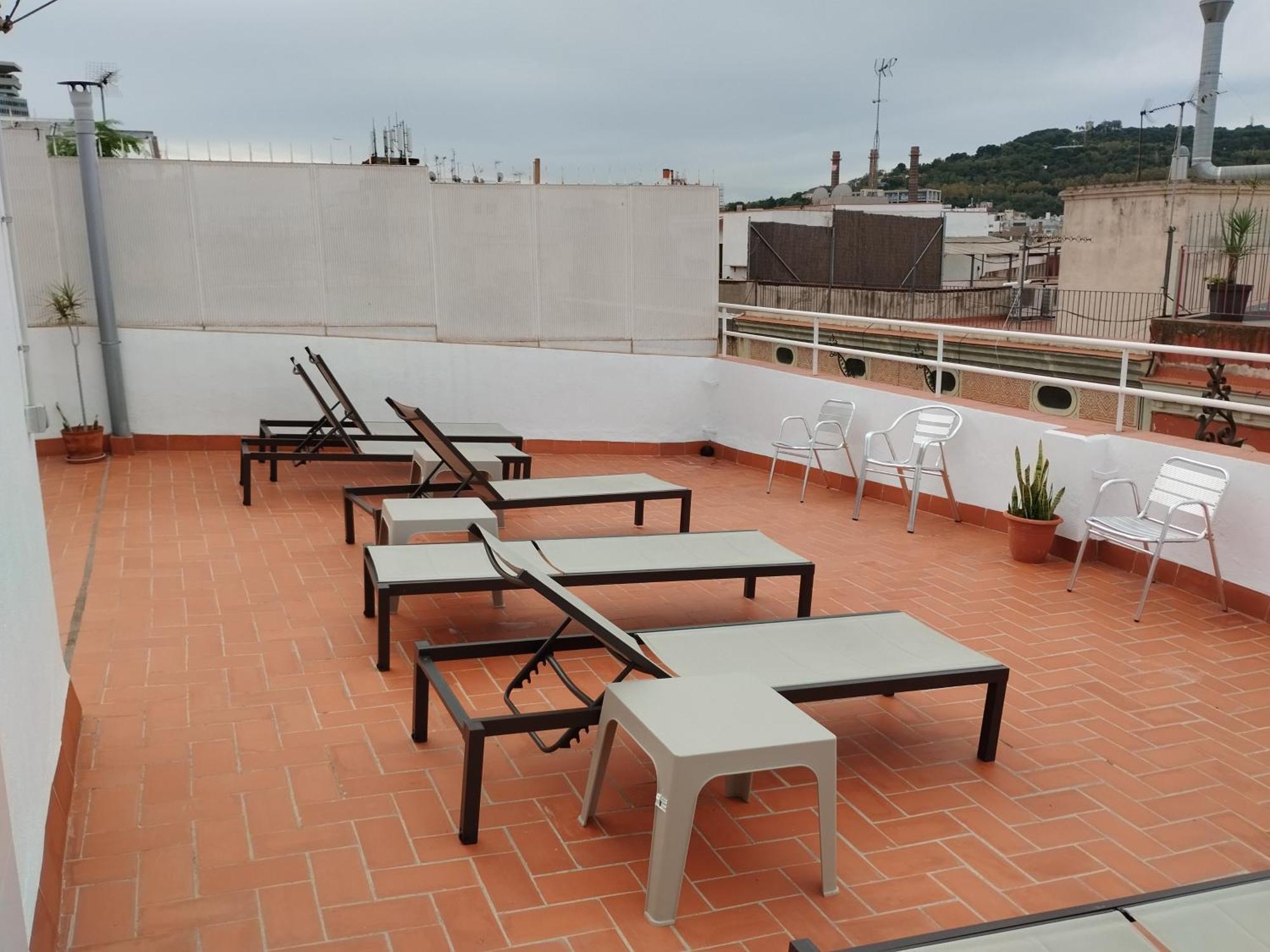 Hostal La Terrassa Barcelona Exterior photo