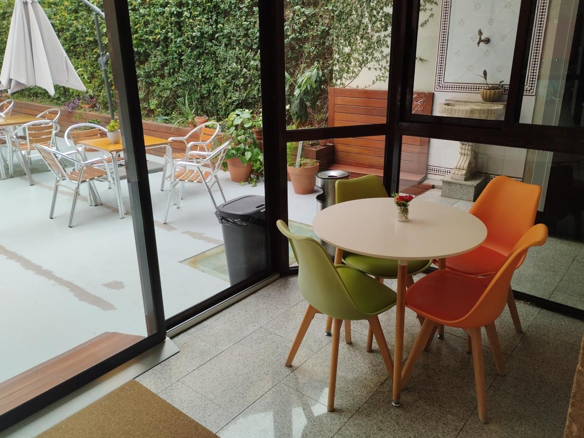 Hostal La Terrassa Barcelona Exterior photo
