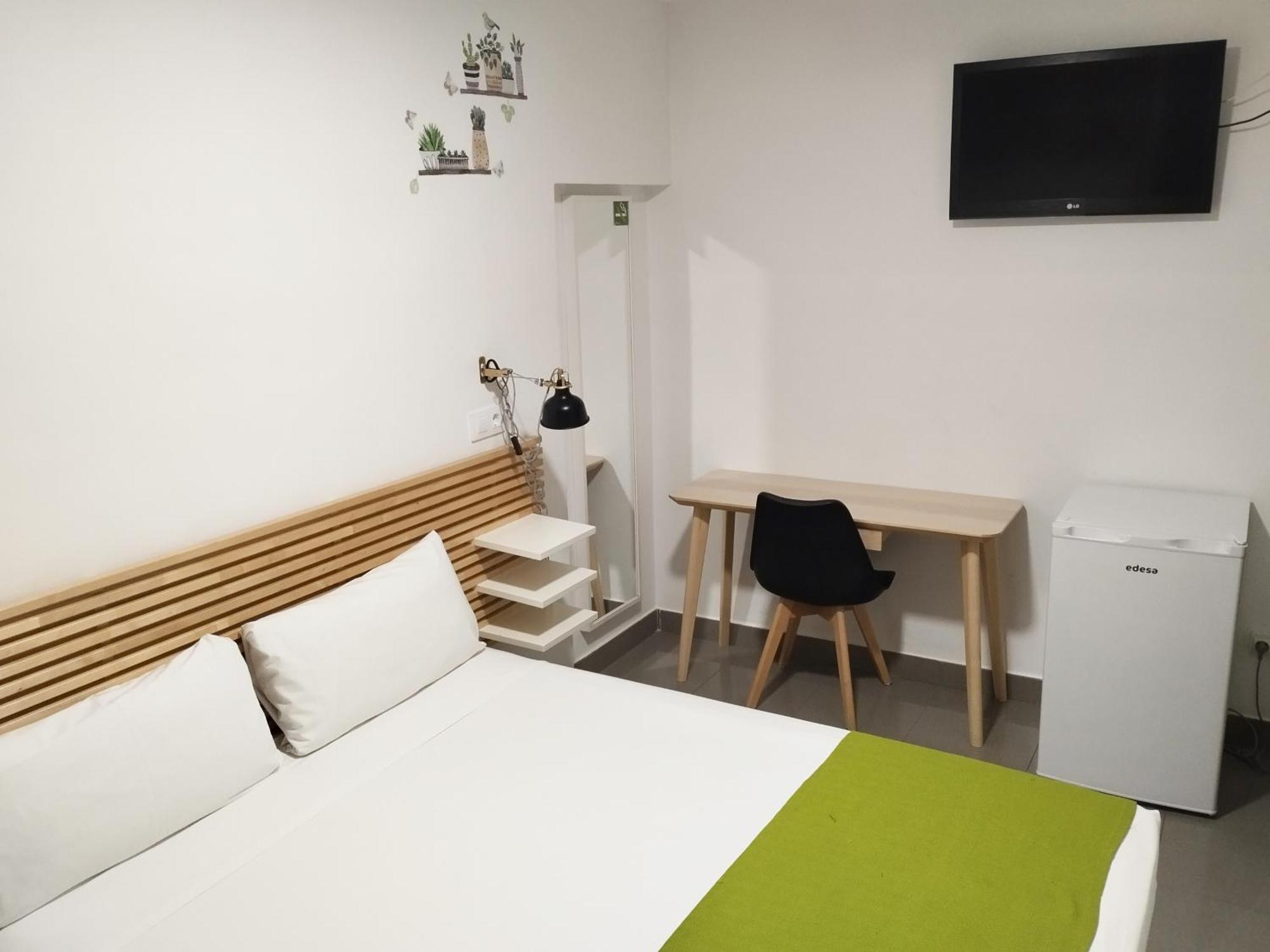 Hostal La Terrassa Barcelona Exterior photo