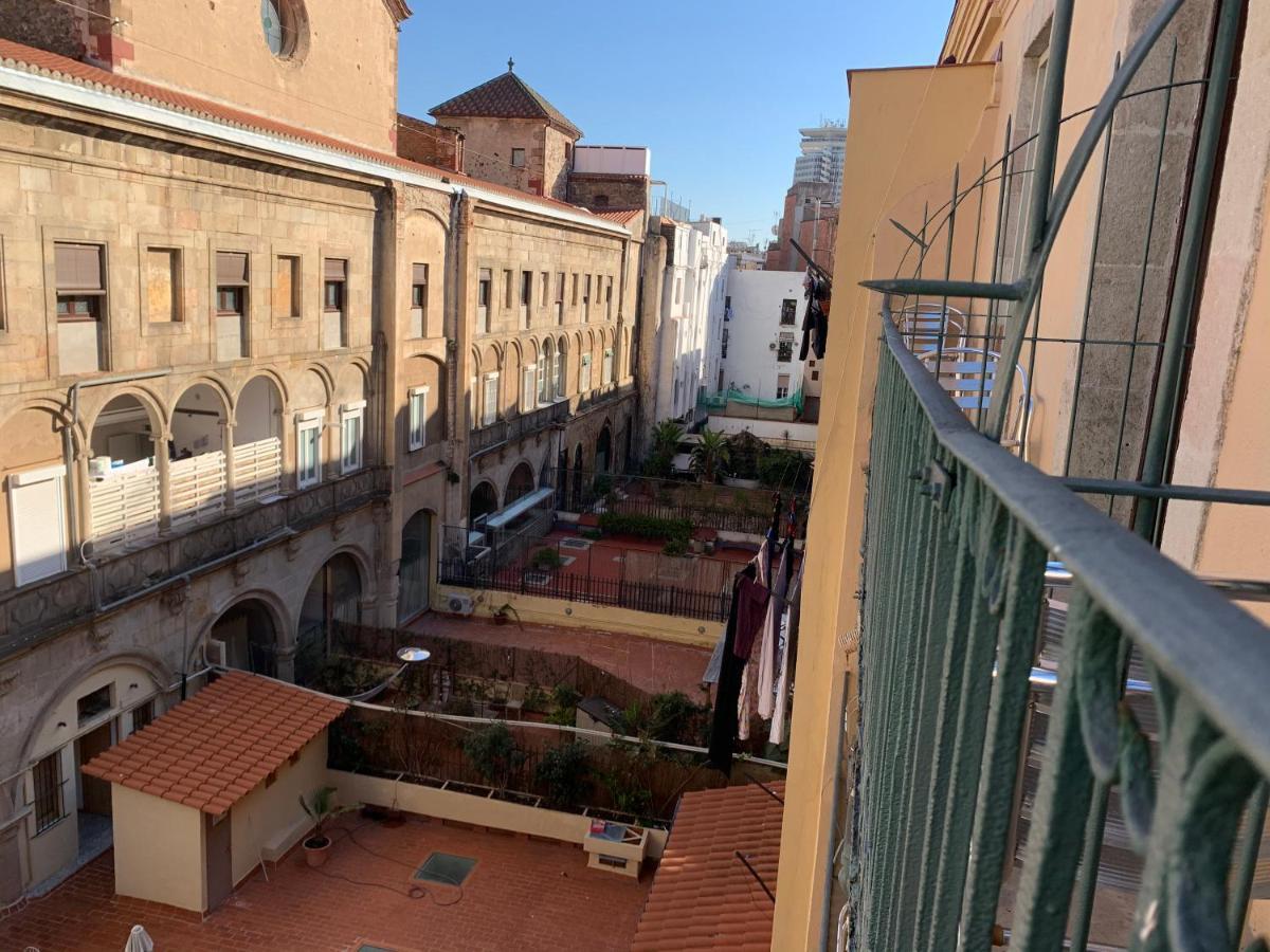 Hostal La Terrassa Barcelona Exterior photo